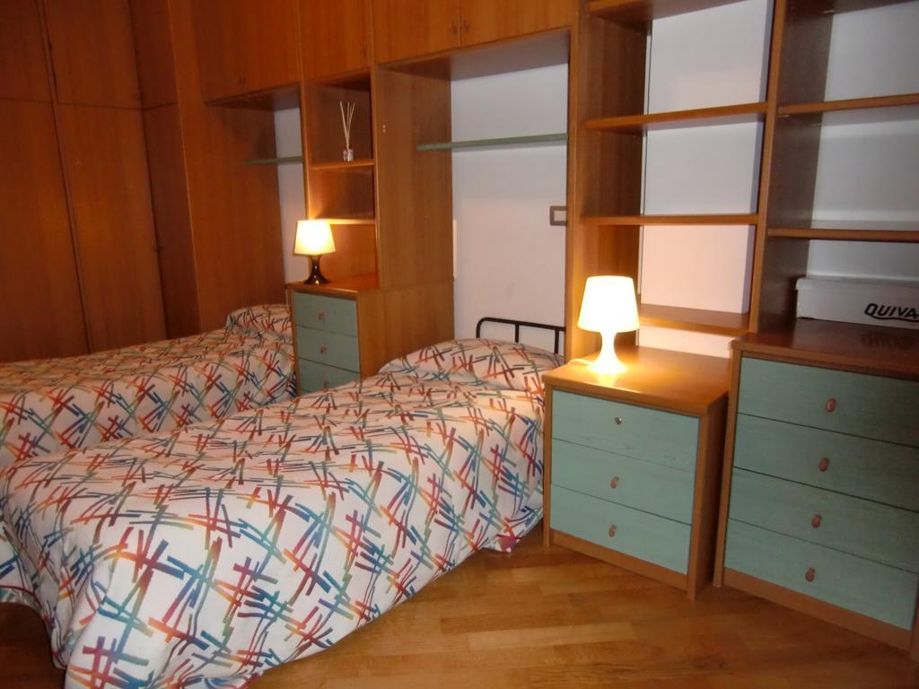 Cabrini Couette-café